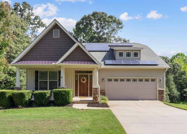 Property at 15 Kinlock Ln, Travelers Rest, SC 29690, 4 beds, 3 baths