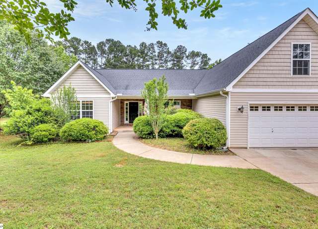 Property at 246 Waters Dr, Taylors, SC 29687, 4 beds, 2 baths