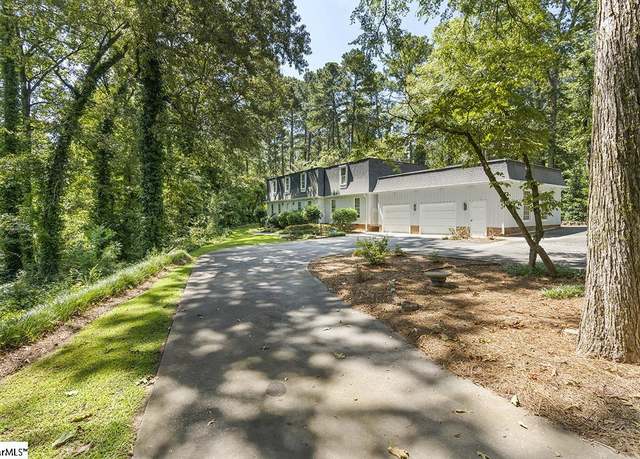 Property at 101 Longwood Ln, Greenwood, SC 29646, 5 beds, 3 baths