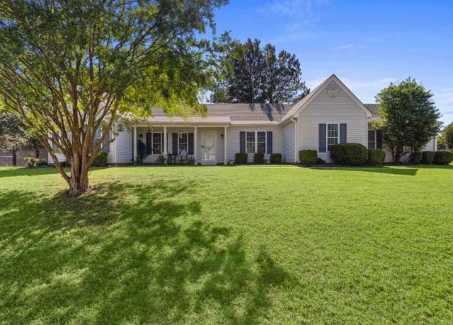 Property at 101 Soaring Hawk Ct, Anderson, SC 29621, 3 beds, 2.5 baths