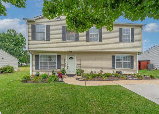 Property at 305 Tripmont Ct, Simpsonville, SC 29680, 4 beds, 2.5 baths