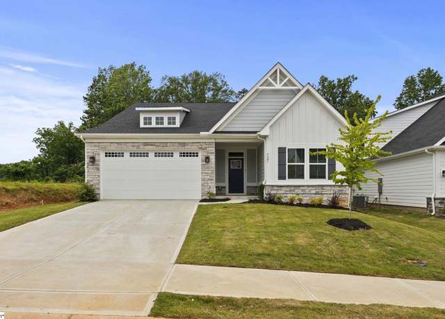 Property at 721 Vestrella Rd, Greenville, SC 29605, 3 beds, 3 baths