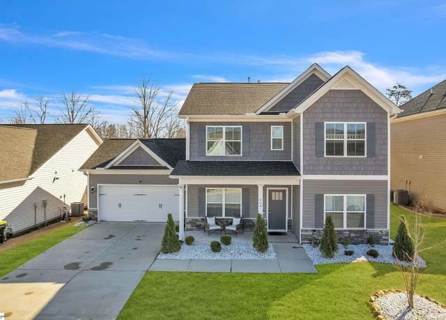 Property at 504 Reedy Springs Ln, Greenville, SC 29605, 4 beds, 3 baths