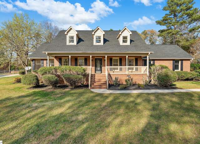 Property at 216 Holly Ridge Dr, Anderson, SC 29621, 4 beds, 2.5 baths