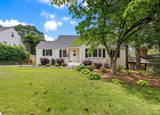 Property at 411 E Faris Rd, Greenville, SC 29605, 3 beds, 2 baths
