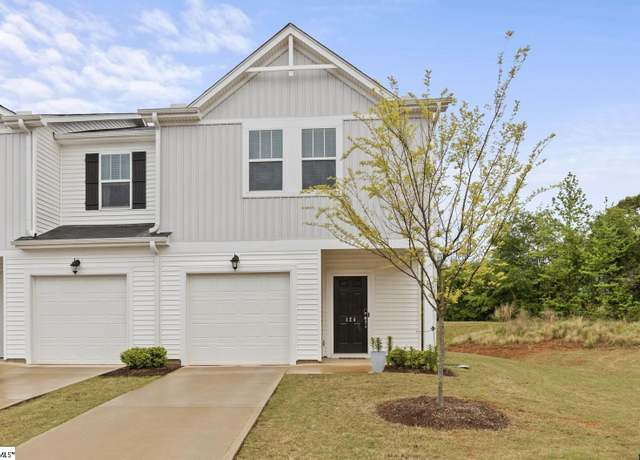 Property at 124 Telford Dr, Greenville, SC 29617, 3 beds, 2.5 baths