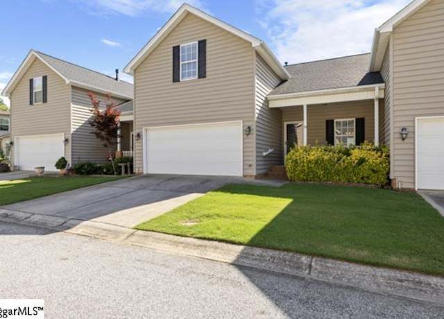 Property at 33 Endeavor Cir, Mauldin, SC 29662, 3 beds, 2.5 baths