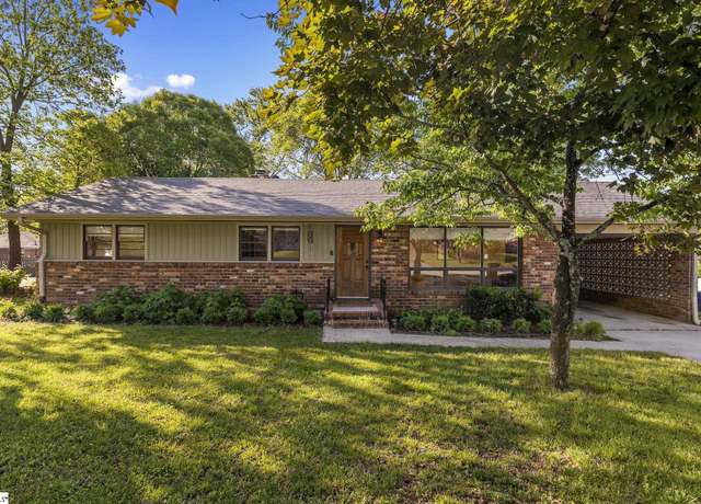 Property at 103 Drexmoore Dr, Taylors, SC 29687, 3 beds, 1.5 baths