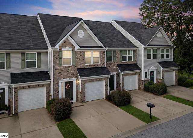 Property at 463 Christiane Way, Greenville, SC 20607, 3 beds, 2.5 baths