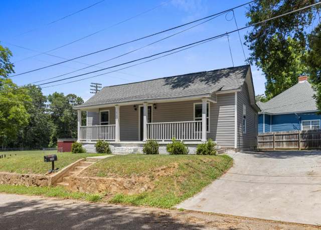 Property at 550 Green St, Woodruff, SC 29388, 2 beds, 2 baths