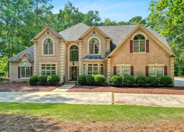 Property at 228 Indian Wells Dr, Spartanburg, SC 29306, 5 beds, 4.5 baths