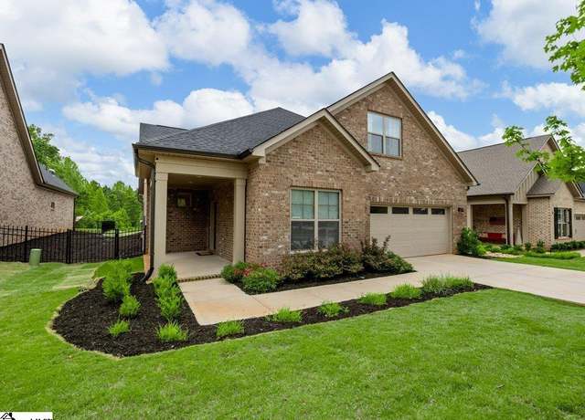 Property at 115 Harbor Master Ln, Taylors, SC 29687, 4 beds, 3 baths