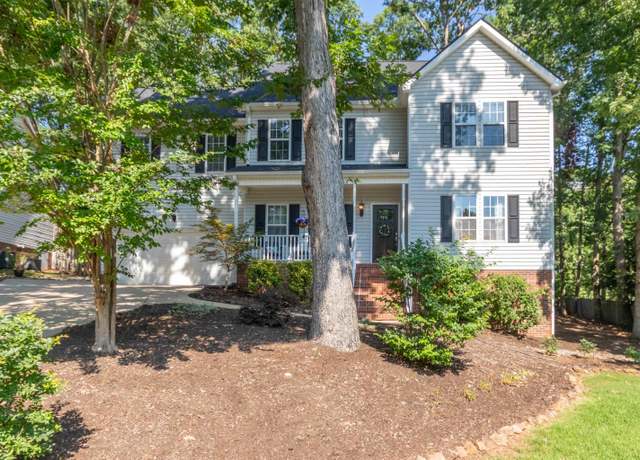 Property at 17 Angel Wing Ct, Taylors, SC 29687, 5 beds, 2.5 baths
