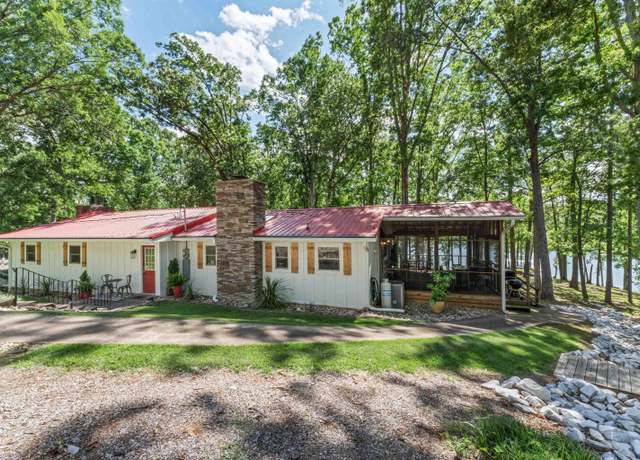 Property at 107 Paradise Ln, Anderson, SC 29625, 3 beds, 3.5 baths