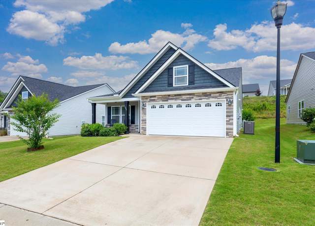 Property at 906 John Thomas Way, Greer, SC 29651, 3 beds, 2 baths