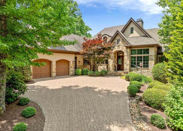 Property at 24 Lake Hills Ln, Travelers Rest, SC 29690, 4 beds, 5 baths