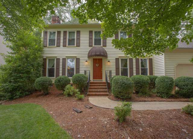 Property at 403 Woodway Dr, Greer, SC 29651, 4 beds, 2.5 baths