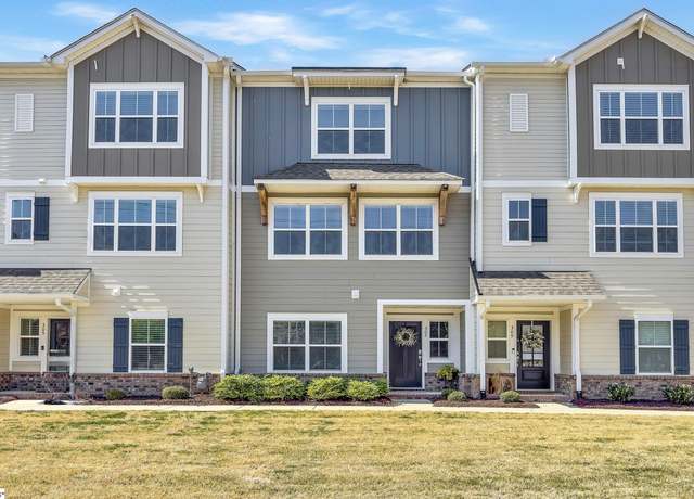 Property at 307 Pete Hollis Blvd, Greenville, SC 29601, 3 beds, 3 baths