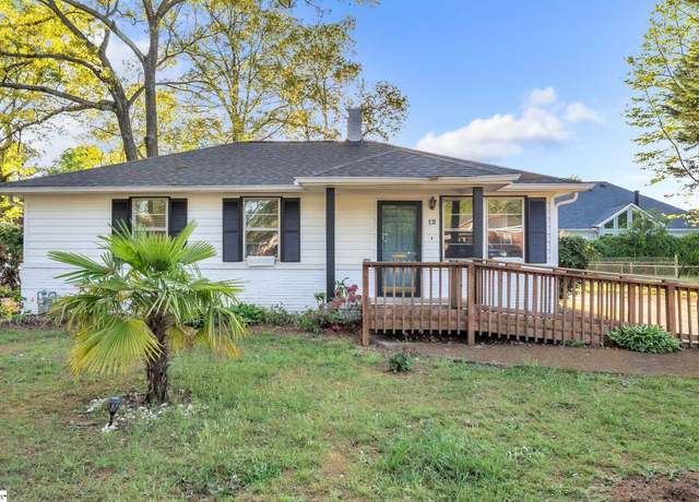 Property at 12 Carter Dr, Greenville, SC 29607, 3 beds, 1 bath