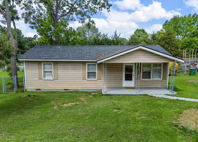 Property at 112 Allison St, Cowpens, SC 29330, 2 beds, 1 bath