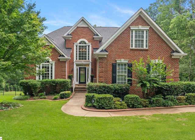 Property at 237 Yorkswell Ln, Greenville, SC 29607, 4 beds, 4 baths