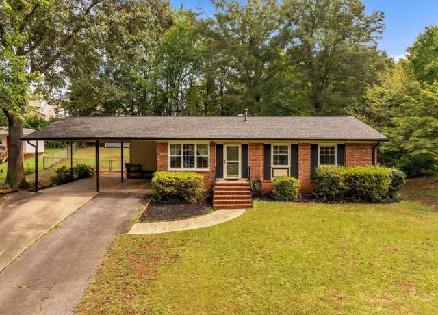 Property at 110 Cherokee Rd, Easley, SC 29642, 3 beds, 2 baths