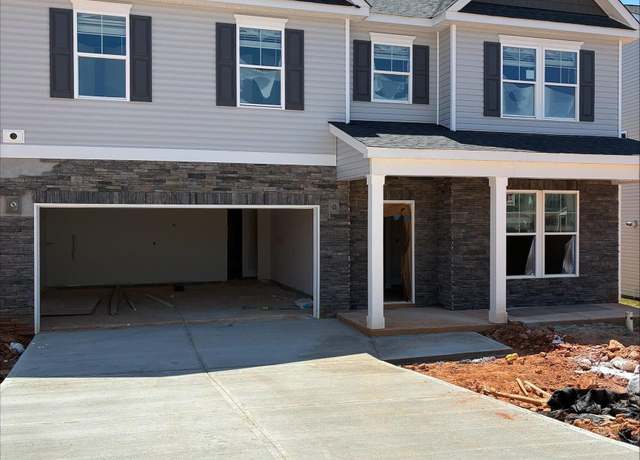 Property at 104 Eclipse St, Simpsonville, SC 29680, 5 beds, 4 baths