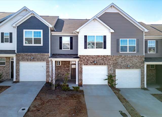 Property at 305 E Compass Way, Easley, SC 29640, 3 beds, 2.5 baths