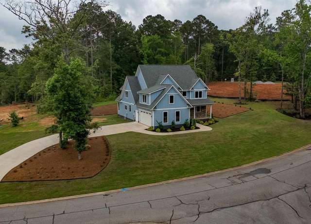 Property at 230 Headwater Dr, Greenwood, SC 29649, 3 beds, 2.5 baths