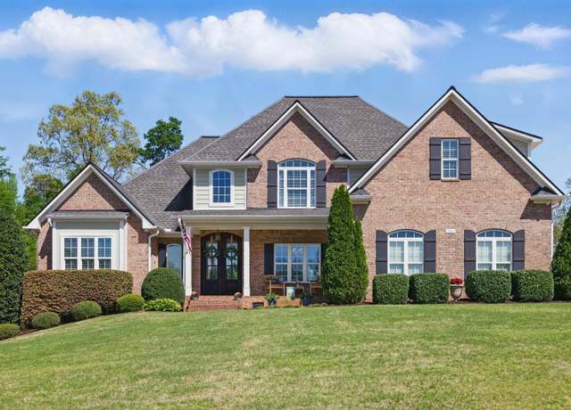Property at 714 N Alamosa Dr, Boiling Springs, SC 29316, 4 beds, 4 baths