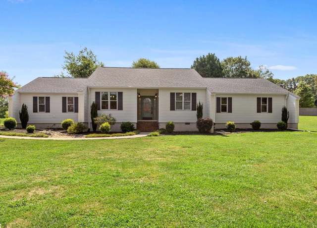 Property at 141 Charles Dr, Piedmont, SC 29673, 5 beds, 3 baths