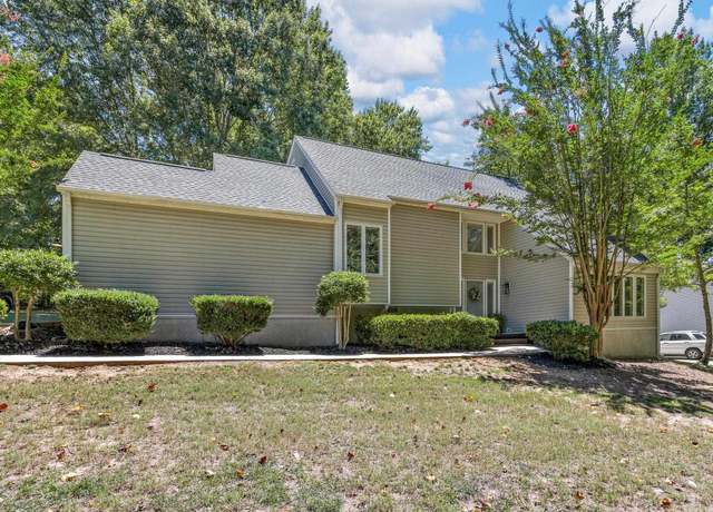 Property at 308 Round Ridge Rd, Spartanburg, SC 29302, 4 beds, 3 baths