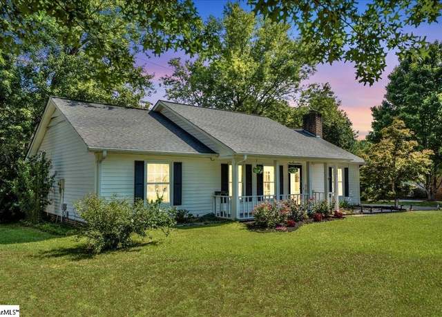 Property at 107 Gray Fox Sq, Greenville, SC 29687, 3 beds, 2 baths