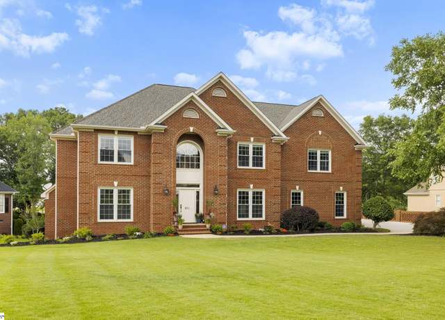 Property at 801 Shefwood Dr, Easley, SC 29642, 4 beds, 3.5 baths