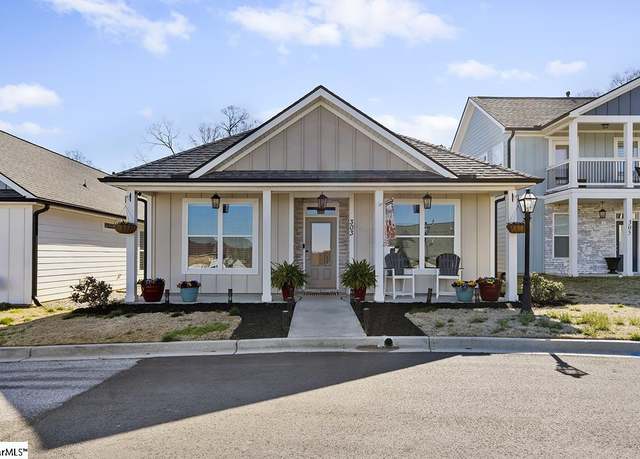 Property at 303 Indigo Way, Greenwood, SC 29649, 3 beds, 2 baths