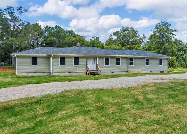 Property at 475 Jones Rd, Spartanburg, SC 29307, 4 beds, 3 baths
