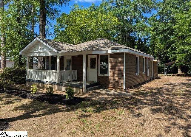 Property at 1710 Martin Ave, Anderson, SC 29625, 3 beds, 2 baths