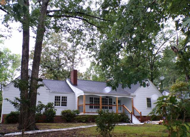 Property at 320 Briarwood Rd, Spartanburg, SC 29301, 4 beds, 2 baths