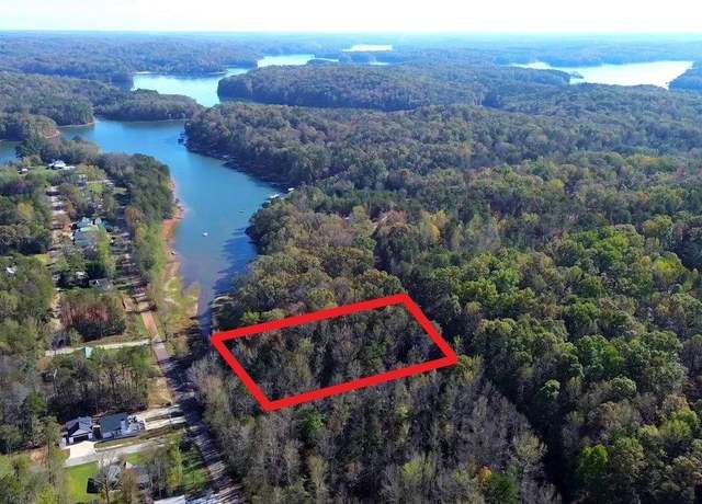 Property at 135 Choestoea Rd, Westminster, SC 29693