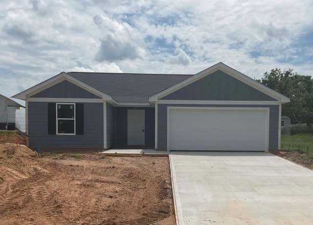 Property at 3 Wenck Cir, Fountain Inn, SC 29644, 3 beds, 2 baths