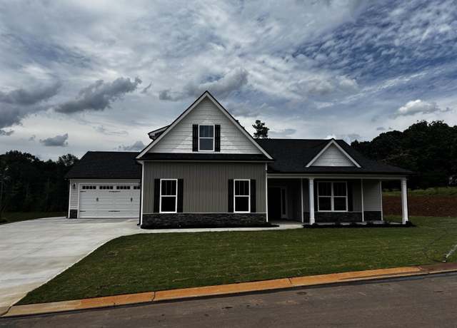 Property at 102 Hinton Farms Dr, Easley, SC 29640, 3 beds, 3 baths