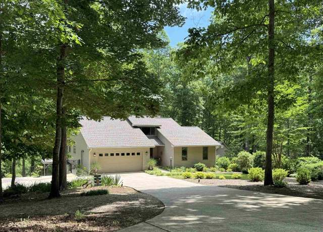 Property at 23 Quail Dr, Salem, SC 29676, 3 beds, 2.5 baths