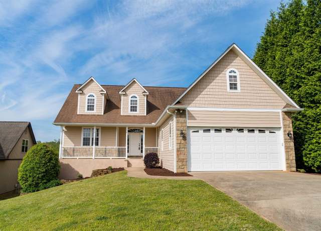 Property at 112 Royal Troon, Campobello, SC 29322, 3 beds, 2.5 baths