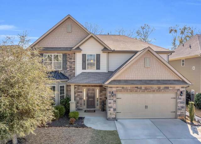 Property at 202 Redmont Ct, Simpsonville, SC 29680, 5 beds, 3 baths