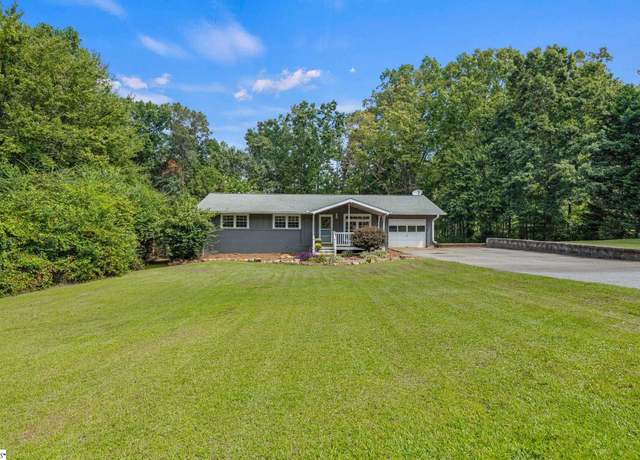 Property at 210 Sundown Dr, Pickens, SC 29671, 3 beds, 1.5 baths