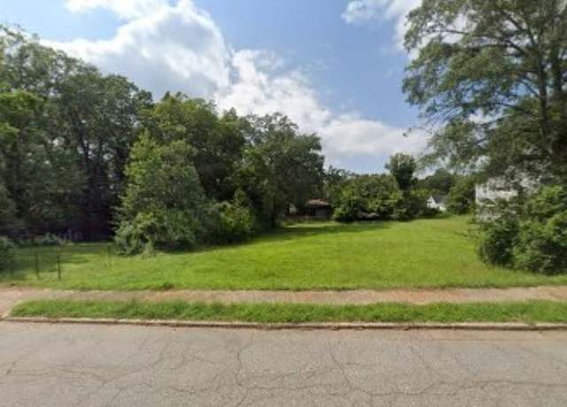 Property at 356 Saint Andrews St, Spartanburg, SC 29306