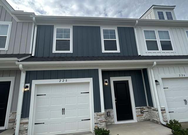Property at 228 Santorini Way, Mauldin, SC 29622, 3 beds, 2.5 baths