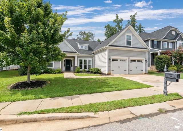 Property at 208 Arborwalk Ct, Simpsonville, SC 29681, 4 beds, 2.5 baths