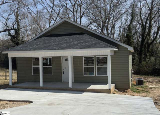 Property at 815 S Liberty St, Spartanburg, SC 29306, 3 beds, 2 baths