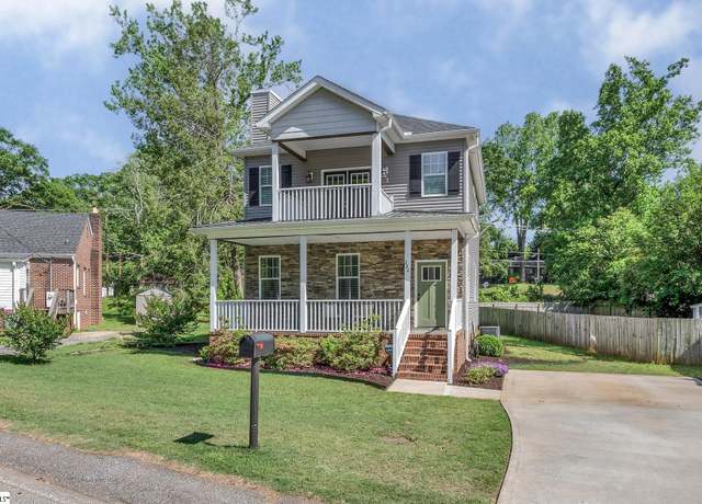 Property at 222 Berkley Ave, Greenville, SC 29609, 3 beds, 2.5 baths
